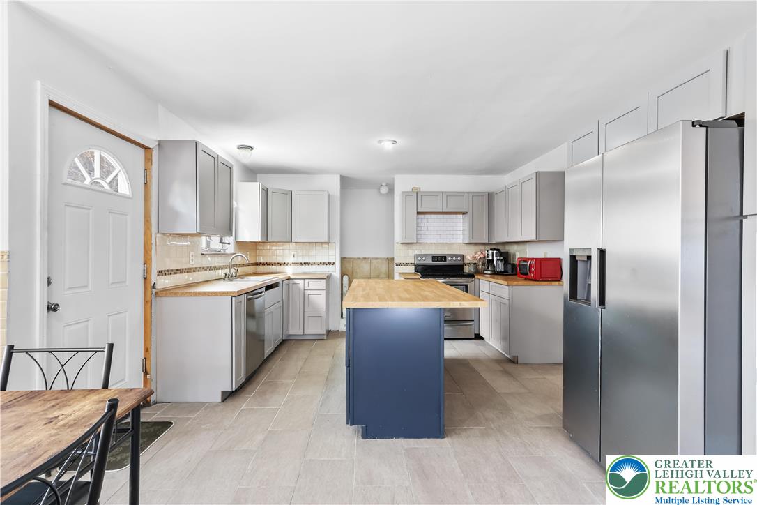 2247 Reo Drive Effort, PA 18330 - Photo 12 of 45