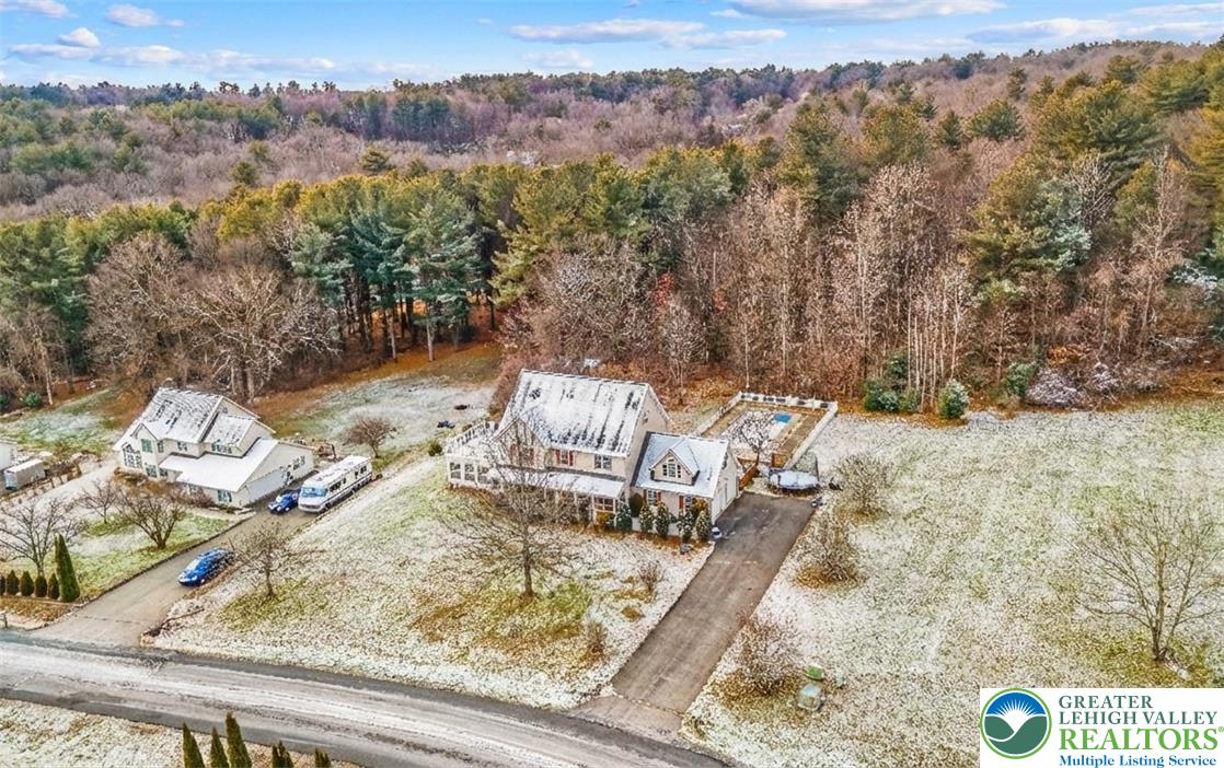 2247 Reo Drive Effort, PA 18330 - Photo 4 of 45