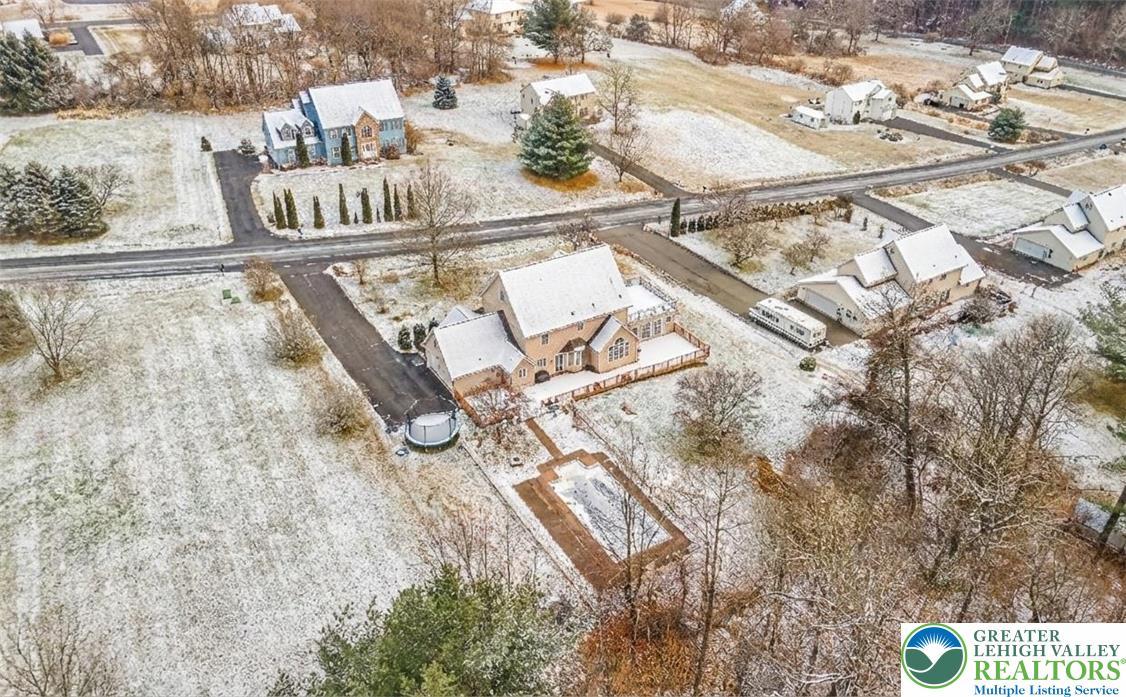 2247 Reo Drive Effort, PA 18330 - Photo 5 of 45