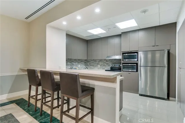 $575,000 | 850 East Ocean Boulevard, Unit 613, Long Beach, CA 90802