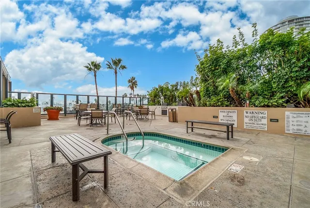 $575,000 | 850 East Ocean Boulevard, Unit 613, Long Beach, CA 90802