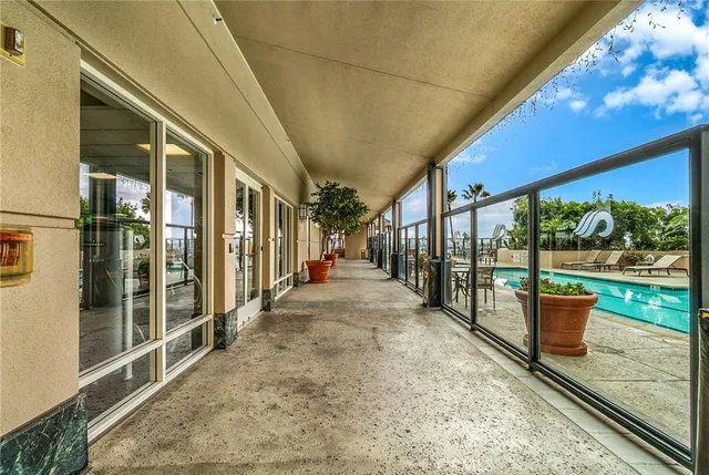 $575,000 | 850 East Ocean Boulevard, Unit 613, Long Beach, CA 90802