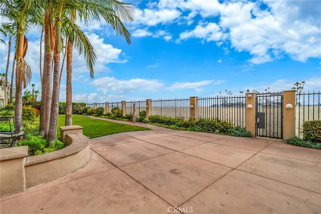 $575,000 | 850 East Ocean Boulevard, Unit 613, Long Beach, CA 90802