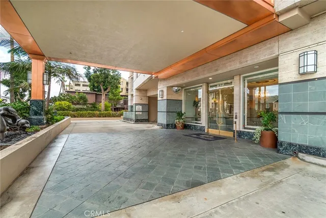 $575,000 | 850 East Ocean Boulevard, Unit 613, Long Beach, CA 90802