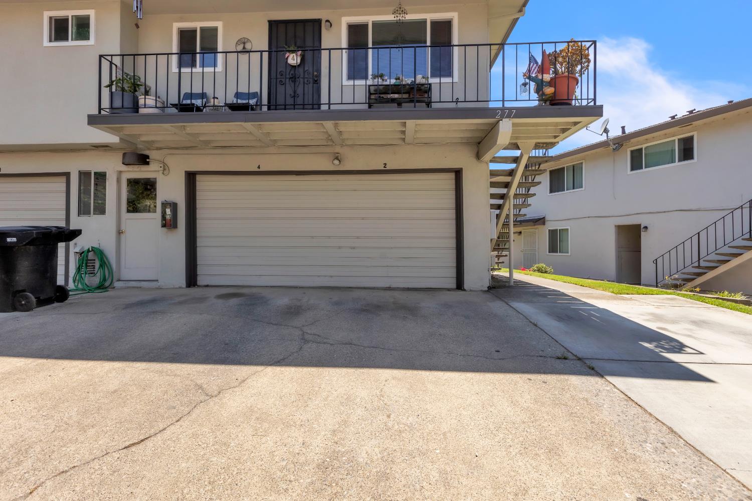 277 Sharp Circle, Unit 2 Roseville, CA 95678 - Photo 19 of 19 a view of a kitchen with a garage