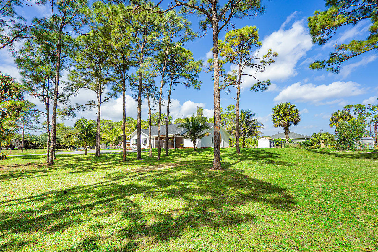 18837 93rd Road North Loxahatchee, FL 33470 - Photo 3 of 50 Front Yard
