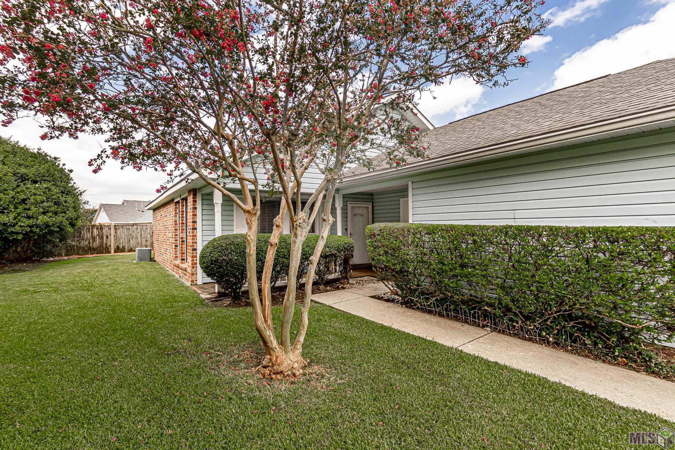 2014 Spring Ridge Avenue Baton Rouge, LA 70816 - Photo 4 of 21