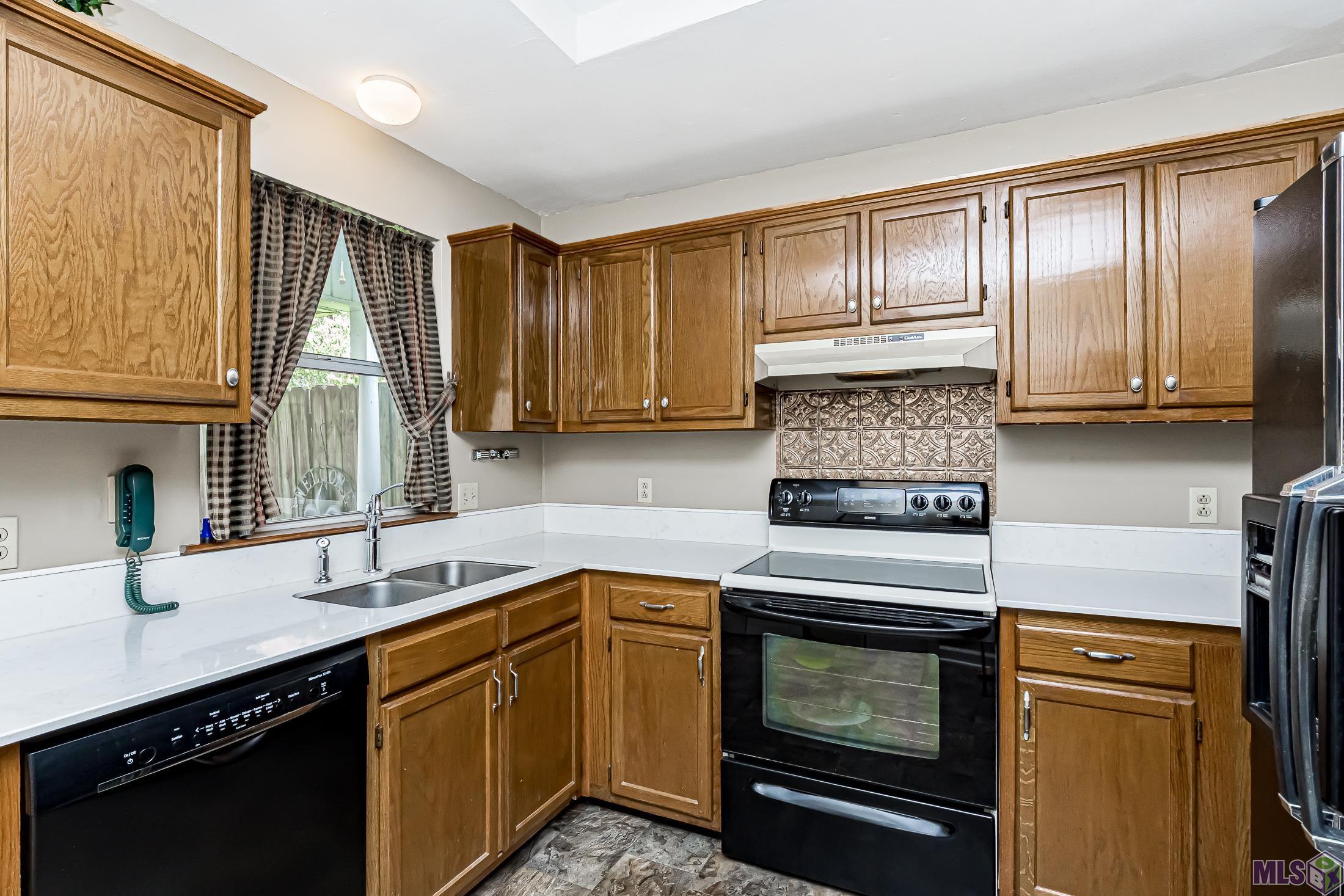 2014 Spring Ridge Avenue Baton Rouge, LA 70816 - Photo 10 of 21