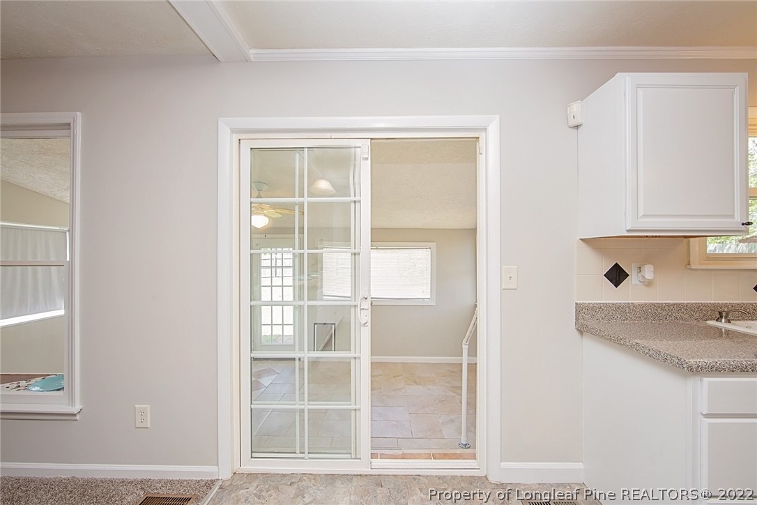 5838 Hunting Ridge Road Hope Mills, NC 28348 - Photo 15 of 34 Gallery Image 15