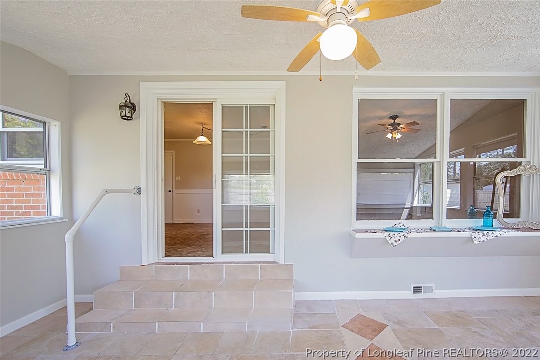 5838 Hunting Ridge Road Hope Mills, NC 28348 - Photo 17 of 34 Gallery Image 17