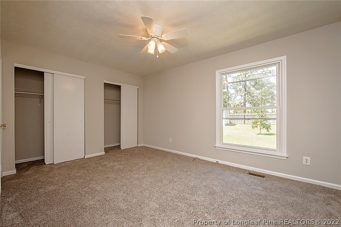 5838 Hunting Ridge Road Hope Mills, NC 28348 - Photo 18 of 34 Gallery Image 18