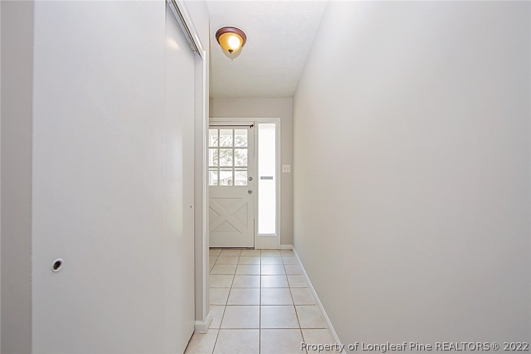 5838 Hunting Ridge Road Hope Mills, NC 28348 - Photo 5 of 34 Gallery Image 5