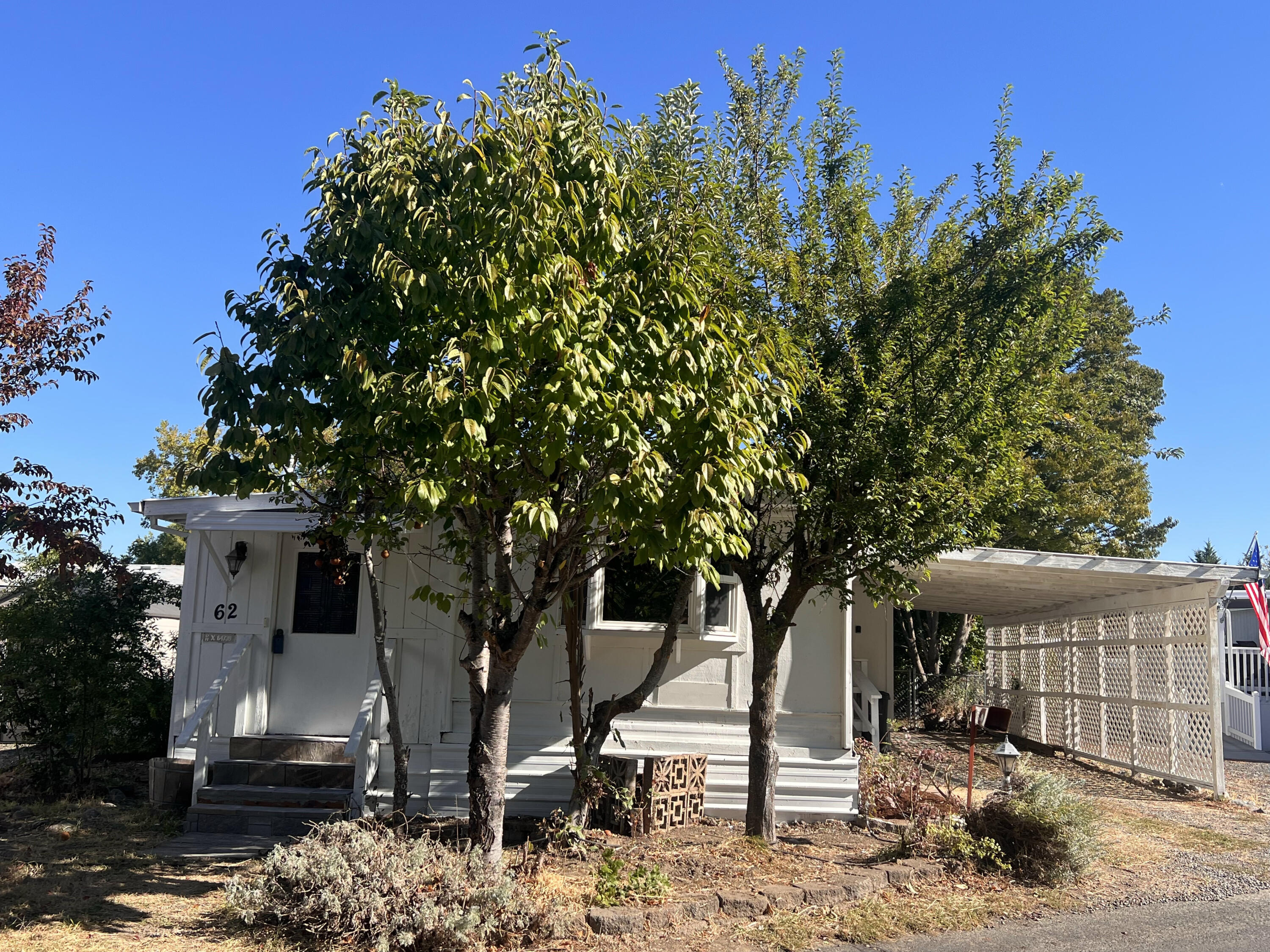 1241 Dowell Road, Unit 62 Grants Pass, OR 97527 - Photo 1 of 25 IMG_1501