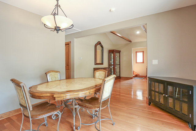 262 Ela Road Inverness, IL 60010 - Photo 11 of 36