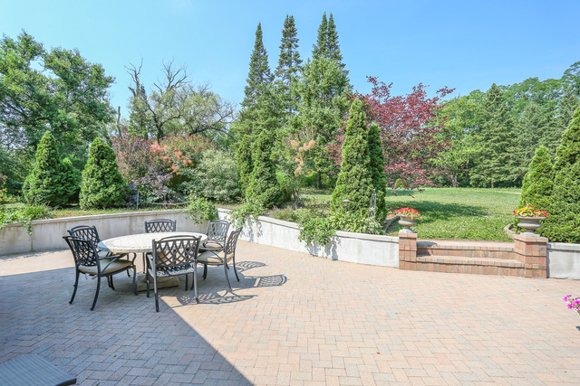 262 Ela Road Inverness, IL 60010 - Photo 23 of 36