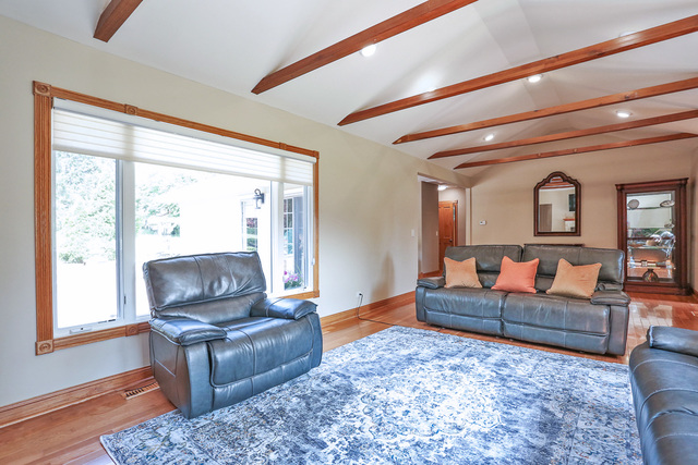 262 Ela Road Inverness, IL 60010 - Photo 5 of 36