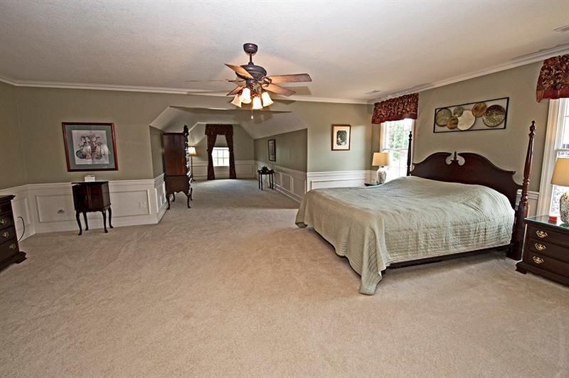 225 Rock Run Road Canonsburg, PA 15317 - Photo 12 of 25 Gallery Image 12
