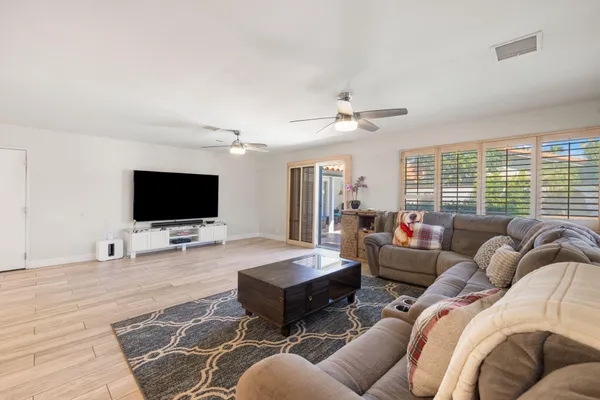 $3,800 | 42230 May Pen Road, Bermuda Dunes, CA 92203