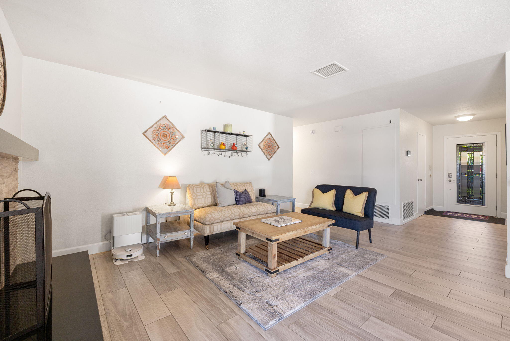 42230 May Pen Road Bermuda Dunes, CA 92203 - Photo 19 of 57 a spacious bedroom with two beds and a table