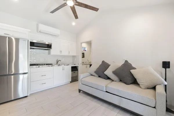 $3,800 | 42230 May Pen Road, Bermuda Dunes, CA 92203