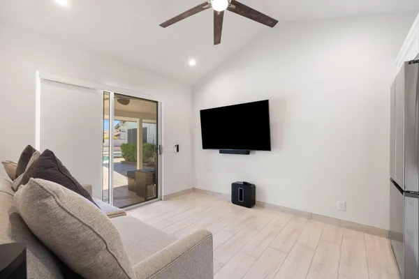 $3,800 | 42230 May Pen Road, Bermuda Dunes, CA 92203