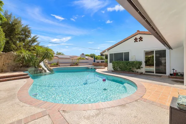 $3,800 | 42230 May Pen Road, Bermuda Dunes, CA 92203