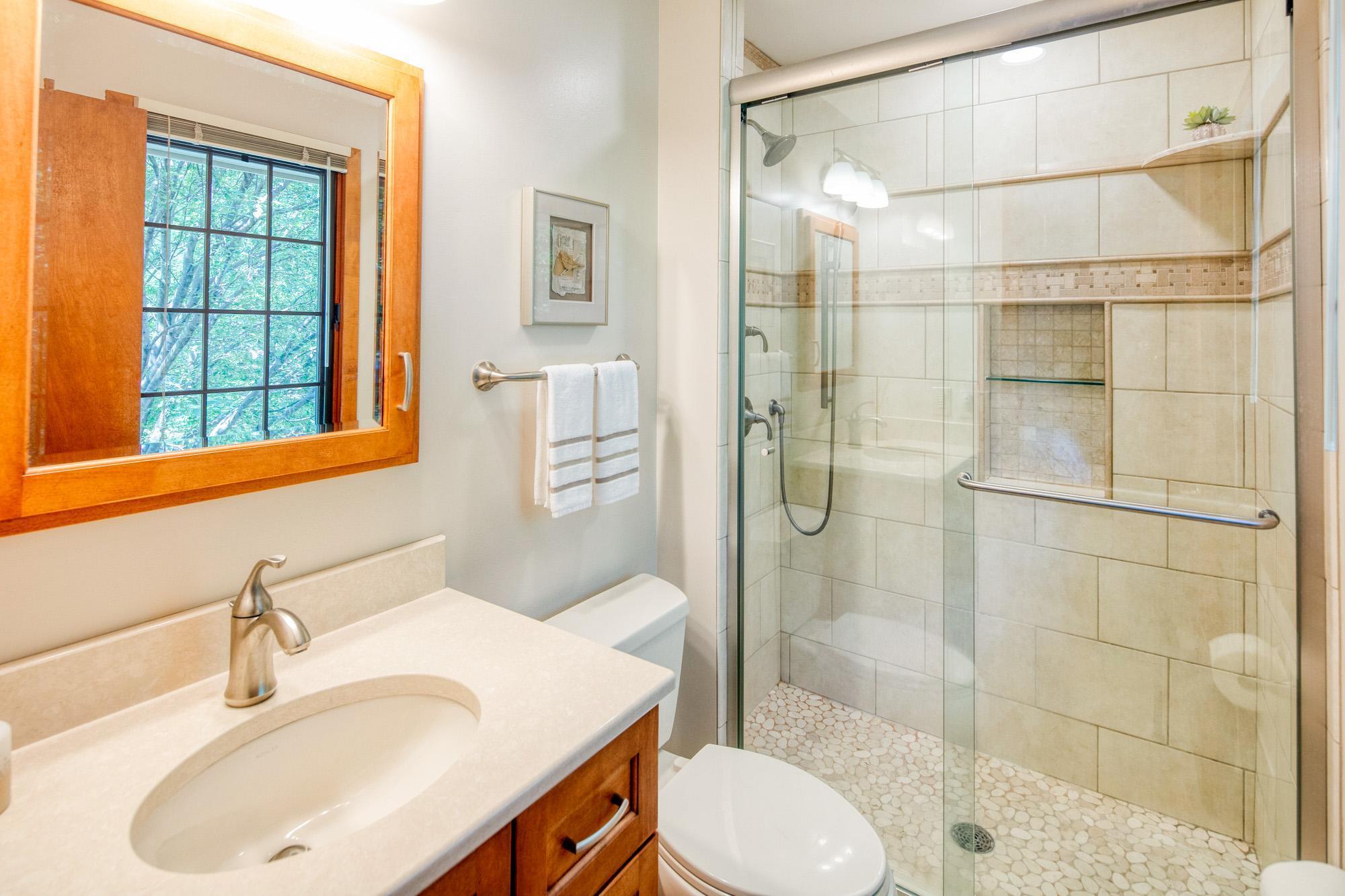 9866 Edgewood Road Bloomington, MN 55438 - Photo 22 of 50 Gallery Image 22