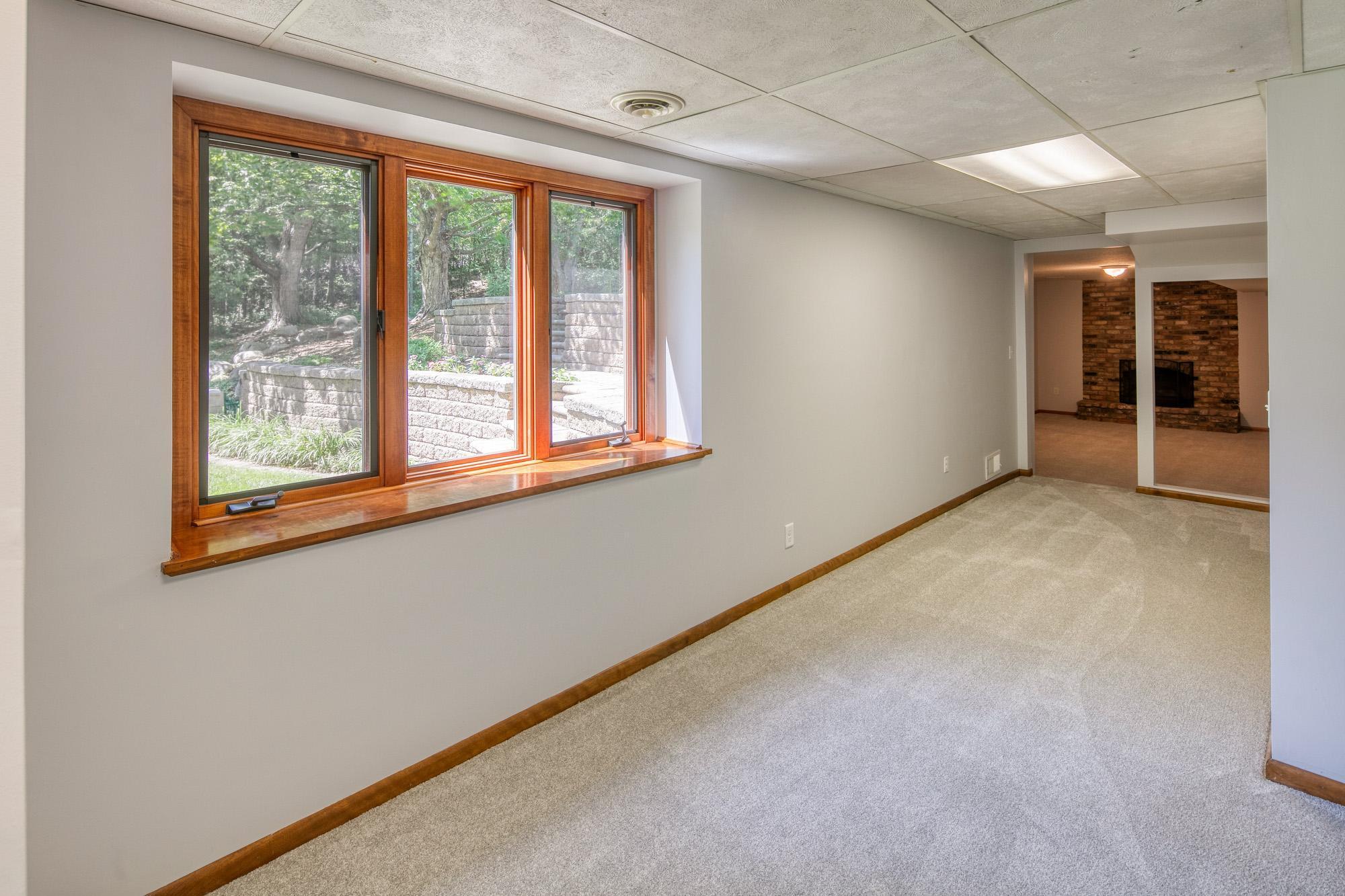 9866 Edgewood Road Bloomington, MN 55438 - Photo 32 of 50 Gallery Image 32