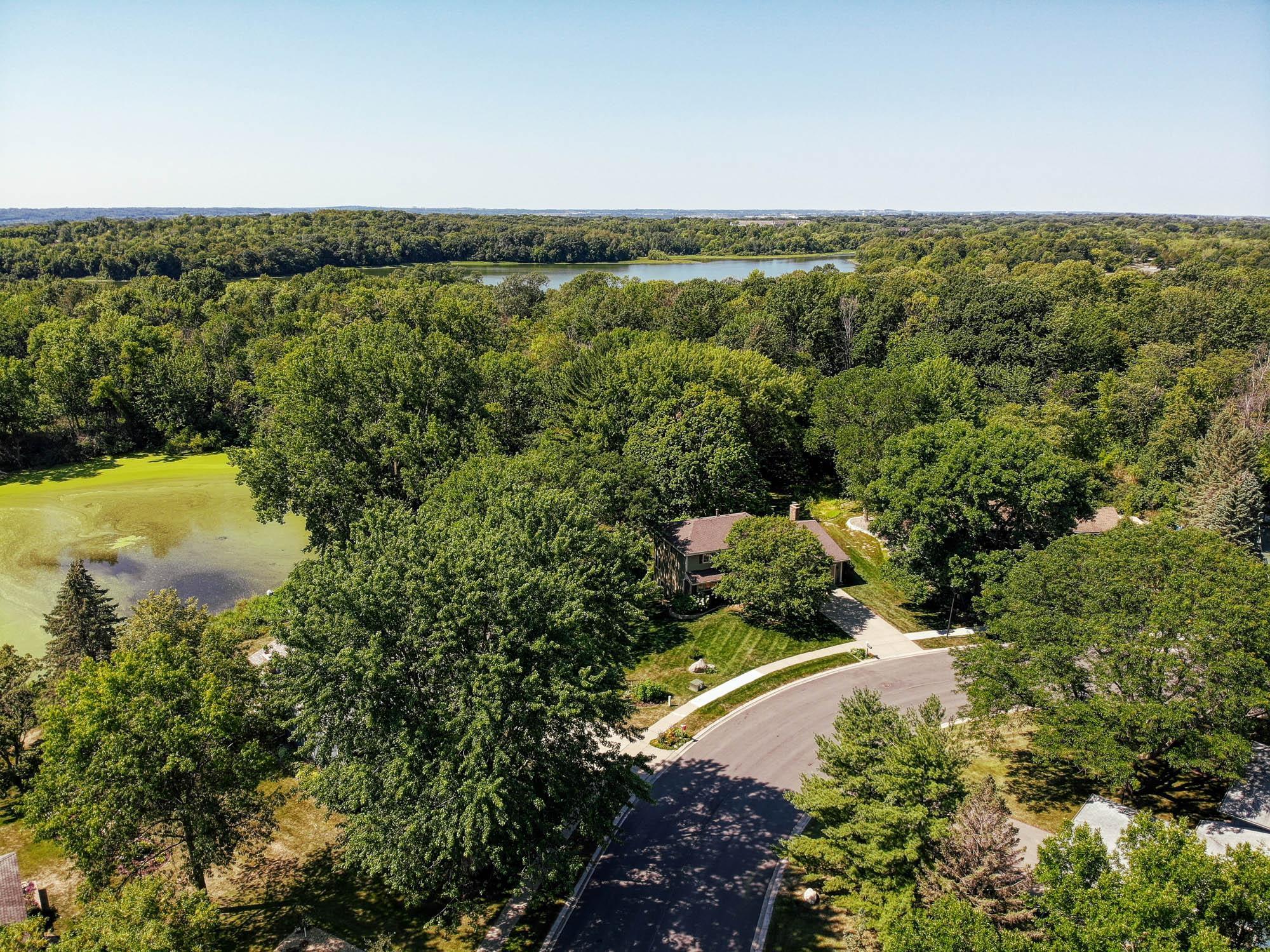 9866 Edgewood Road Bloomington, MN 55438 - Photo 46 of 50 Gallery Image 46