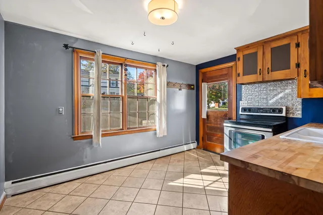 $405,000 | 404 Lincoln Street, South Portland, ME 04106