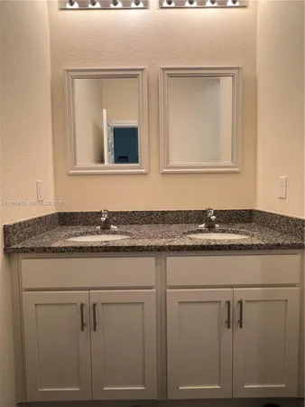 $2,000 | 9003 Largo Circle, Unit 9003, LaBelle, FL 33935