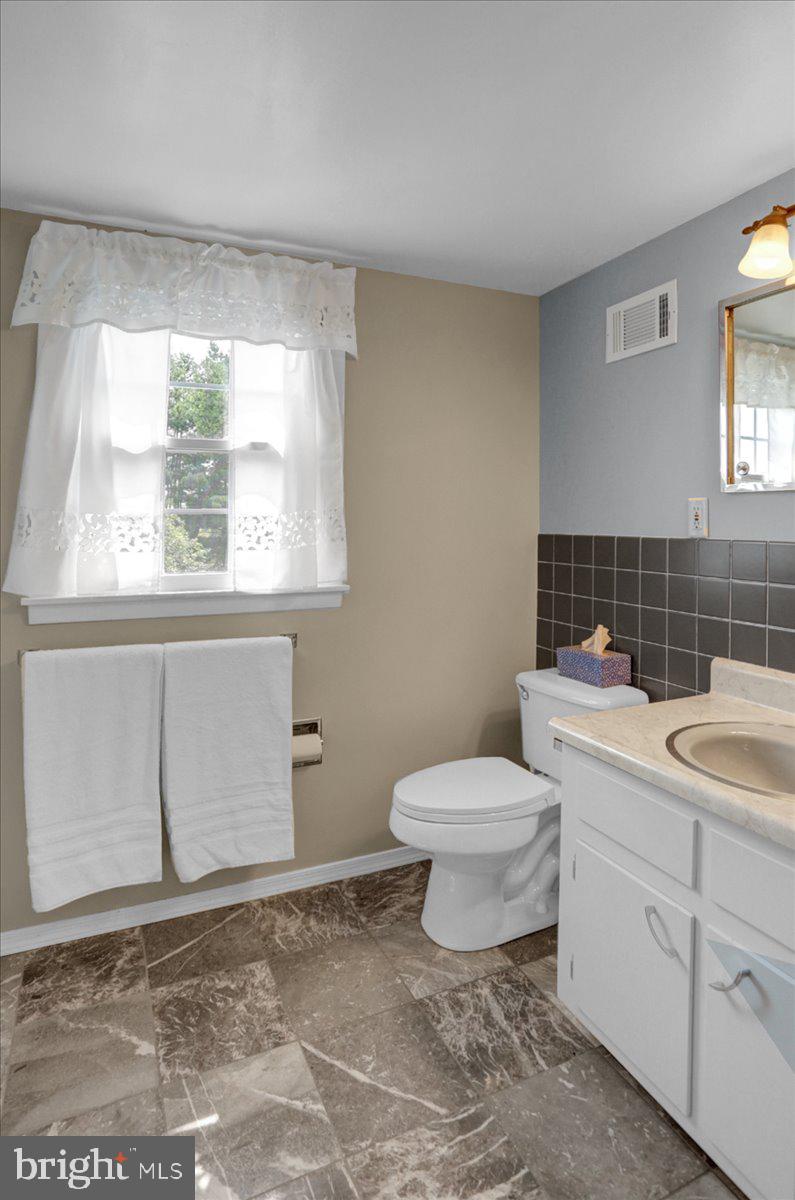 502 Mifflin Boulevard Reading, PA 19607 - Photo 16 of 28 Gallery Image 16