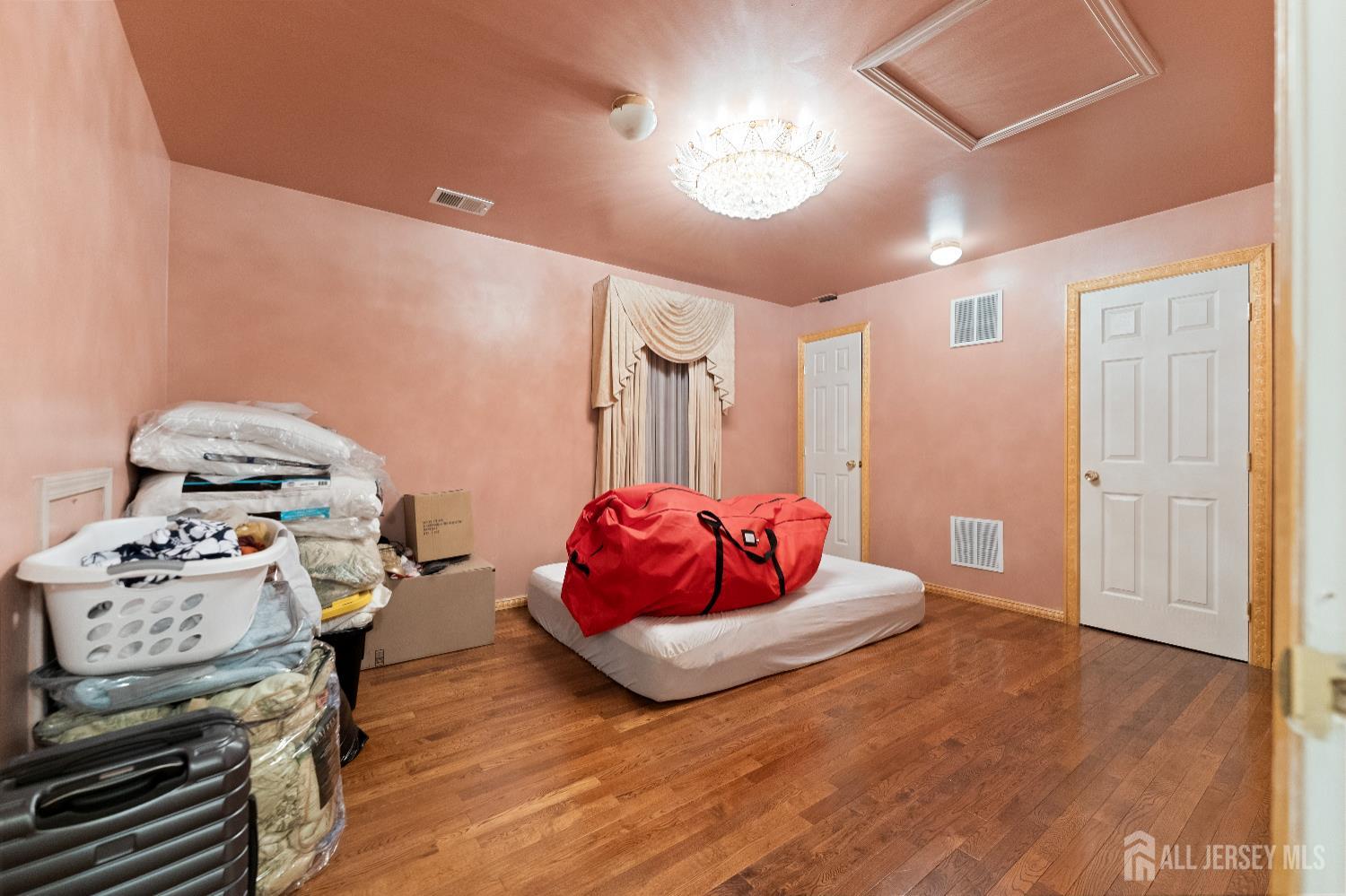 7 Spring Drive Dayton, NJ 08810 - Photo 14 of 24 a bedroom with a bed and cabinets