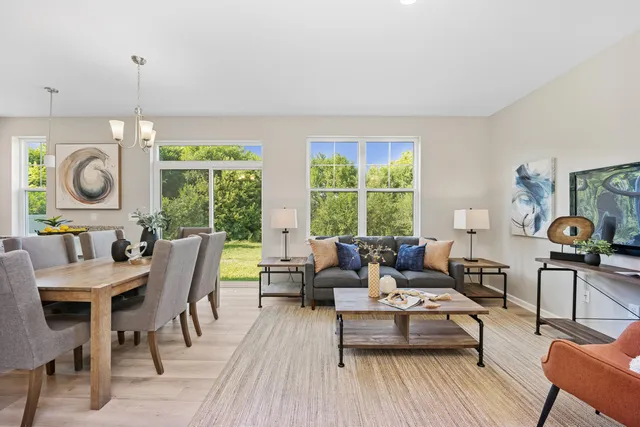 $326,900 | 1584 Meadowview Court, Whitewater, WI 53190