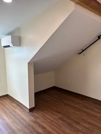 $1,975 | 19 Commercial Street, Unit 306, New Bedford, MA 02740