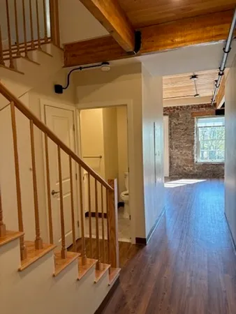 $1,975 | 19 Commercial Street, Unit 306, New Bedford, MA 02740