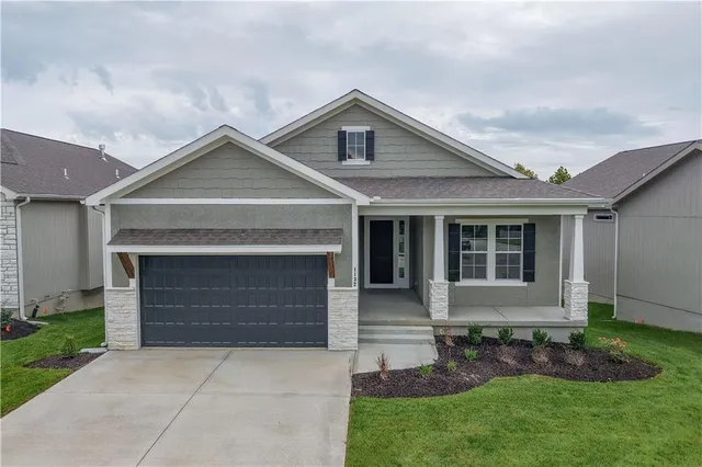 $580,000 | 1132 Southwest Whitby Drive, Lee's Summit, MO 64083