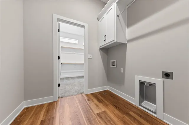 $580,000 | 1132 Southwest Whitby Drive, Lee's Summit, MO 64083