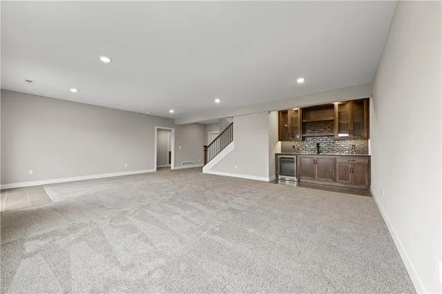 $580,000 | 1132 Southwest Whitby Drive, Lee's Summit, MO 64083