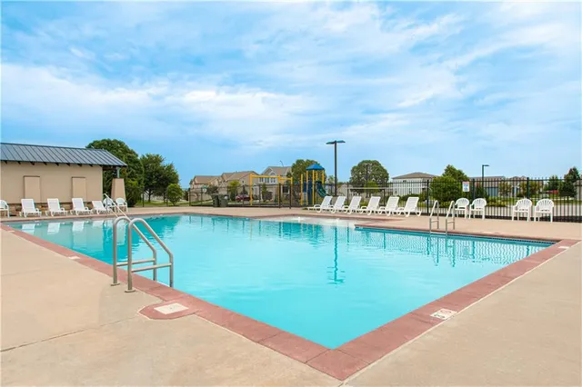 $580,000 | 1132 Southwest Whitby Drive, Lee's Summit, MO 64083