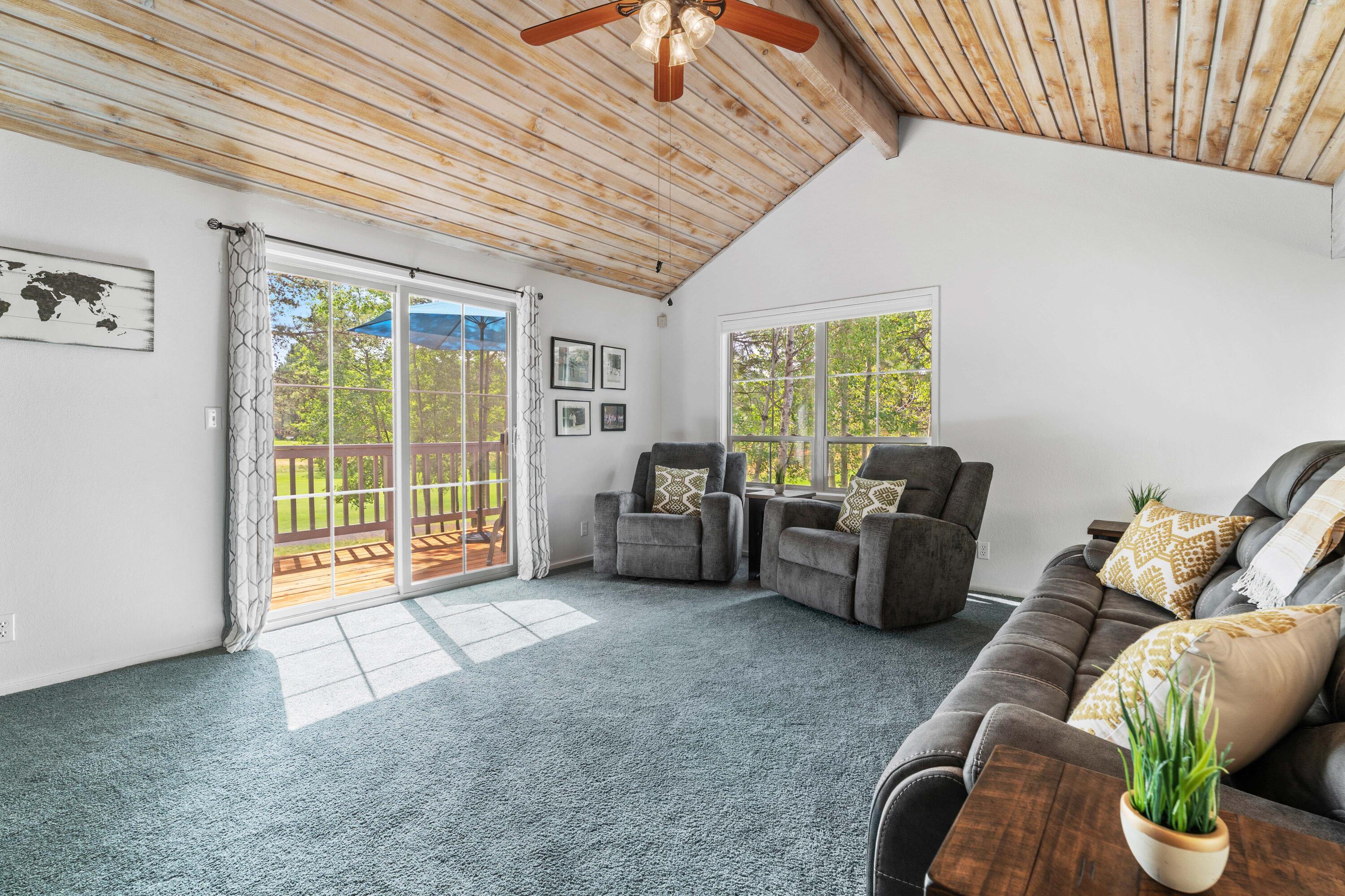 57308 Approach Lane, Unit 2 Sunriver, OR 97707 - Photo 22 of 41