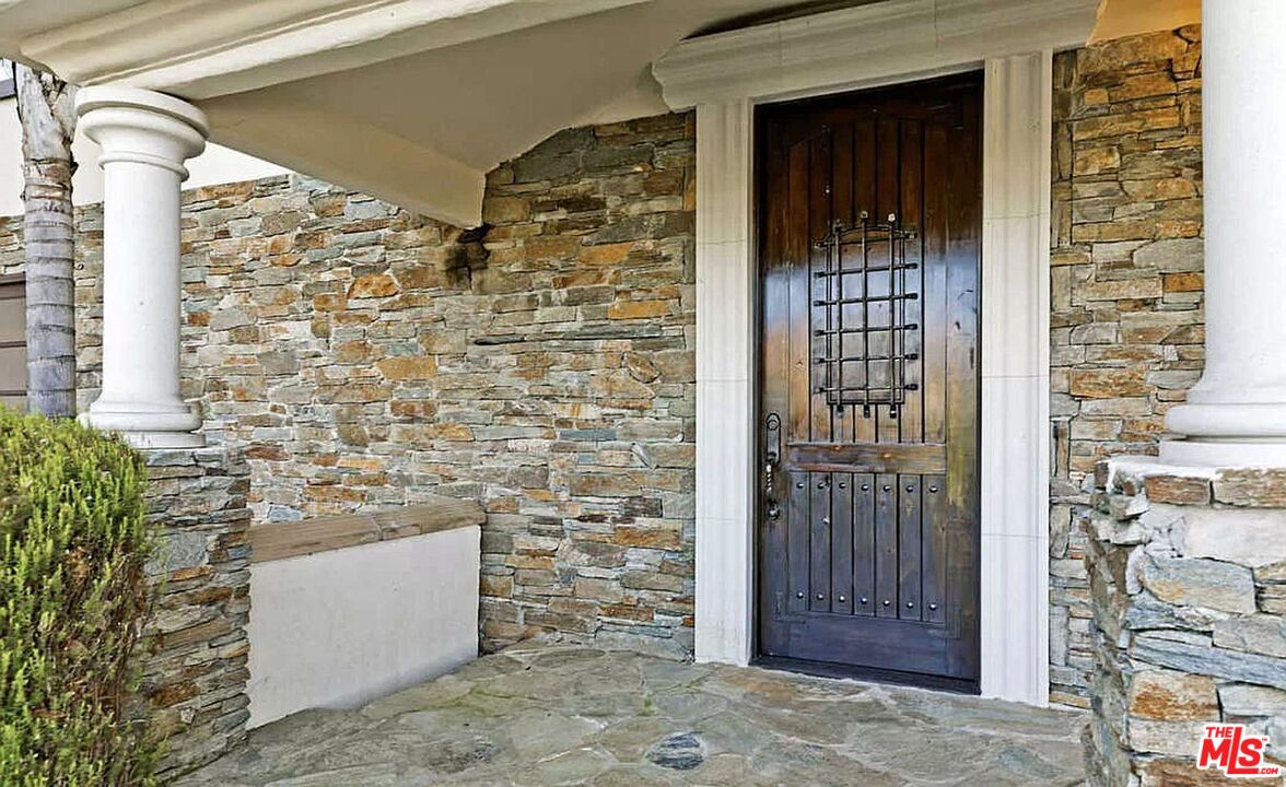 3441 White Rose Way Encino, CA 91436 - Photo 21 of 22 a view of front door of house