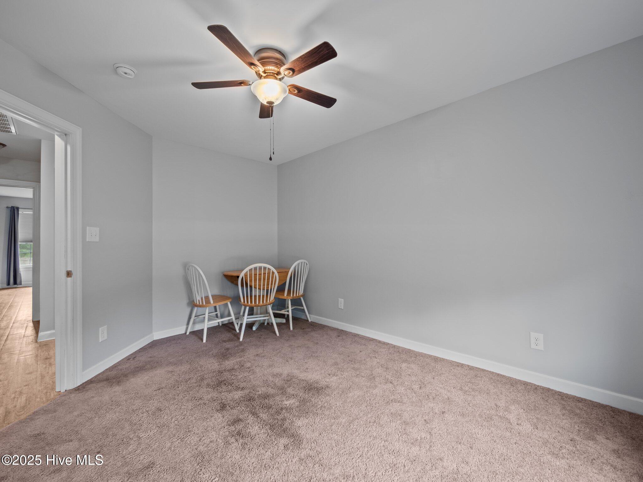 660 Riggs Road Hubert, NC 28539 - Photo 25 of 36 4th Bedroom