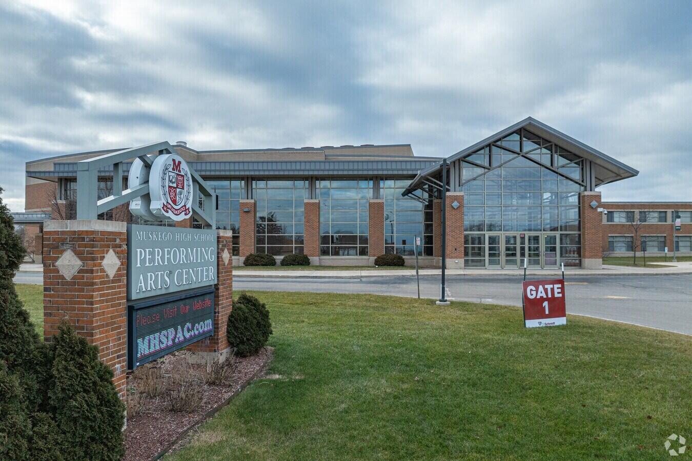 S63-w13464 Windsor Road Muskego, WI 53150 - Photo 27 of 39 Community Photo