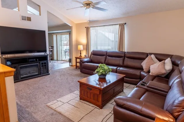 $275,000 | 3793 Harwood Lane, Rockford, IL 61114