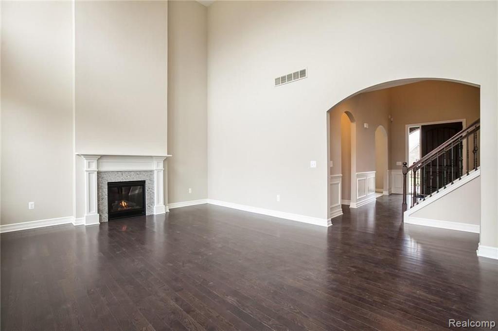 1154 Pembroke Drive Rochester Hills, MI 48307 - Photo 6 of 49