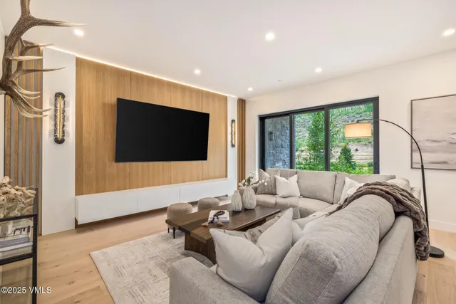 $18,500,000 | 1487 Vail Valley Drive, Vail, CO 81657