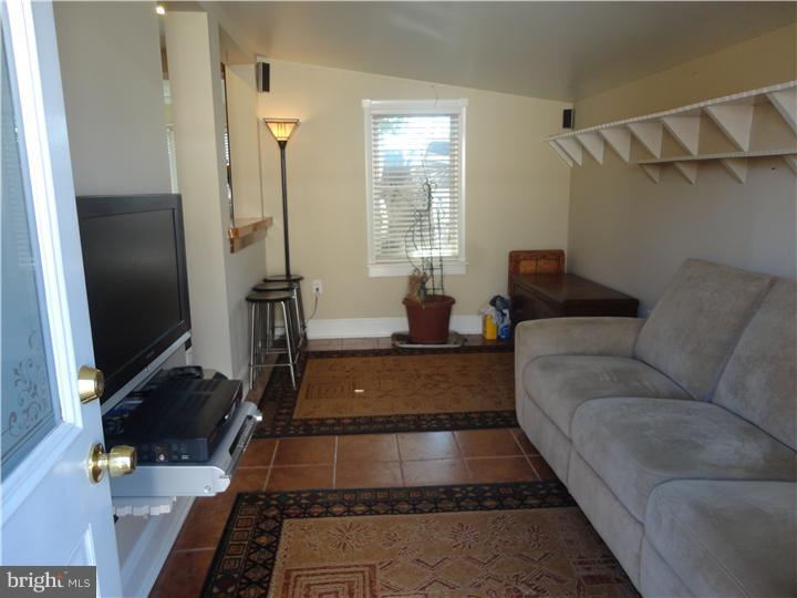 203 East Rudderow Avenue Maple Shade, NJ 08052 - Photo 12 of 20 Family Room