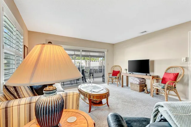 $339,900 | 9421 Kingston Drive, Bradenton, FL 34210