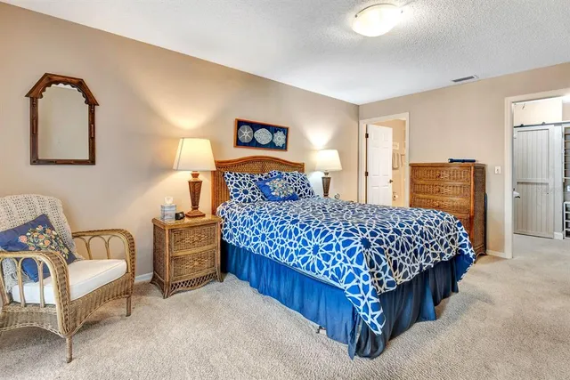 $339,900 | 9421 Kingston Drive, Bradenton, FL 34210